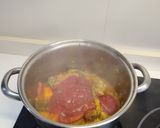 Foto del paso 3 de la receta: Patatas guisadas con costillas. Carmen de Jaén