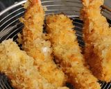 टेंपुरा चिंगरी/ईबी फ्राय (tempura chingari recipe in marathi) रेसिपी स्टेप 7 फोटो 