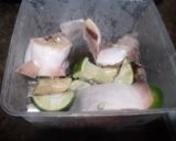 Foto langkah ke 1 dari resep Ikan Patin Bumbu Kuning.