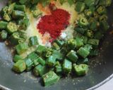 दही वाली भिंडी (Dahiwali bhindi recipe in Hindi) रेसिपी चरण 2 फोटो