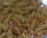 पास्ता विद रेड सॉस (Pasta with red sauce recipe in Hindi) रेसिपी चरण 4 फोटो