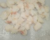 Foto del paso 1 de la receta Tortilla de patatas pisto y bacalao