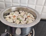 A picture of step 4 of Vegetable Pulao.