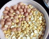 A picture of step 1 of Dhaarwad Poha.