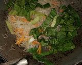 Foto langkah ke 3 dari resep Bihun Goreng Sayur.