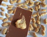Gambar langkah 3 resipi Kuih siput.