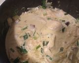 Foto del paso 3 de la receta: Pollo a la crema de mostaza