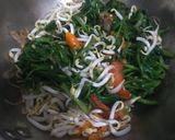 Foto langkah ke 5 dari resep 1017. Cah Kangkung Toge.
