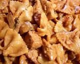 A picture of step 5 of Spicy Chicken And Mushroom Pasta in Creamy sauce.