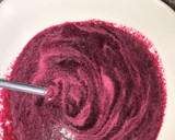 A picture of step 4 of Beetroot chapati.