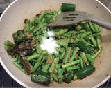 Foto langkah ke 3 dari resep Ase Buncis Cabe Ijo.
