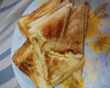 A picture of step 2 of Bachon k lye metha sandwich.