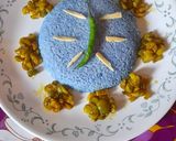 A picture of step 4 of Butterfly Pea Flower Samak Rice.