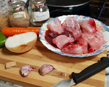 Foto del paso 1 de la receta: Conejo con fideos