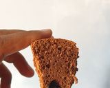 Foto langkah ke 14 dari resep Mini Dark Choco Chiffon Cake.