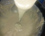 A picture of step 3 of Simple vanilla plain cupcakes.