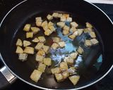 Foto langkah ke 1 dari resep Sambel goreng kentang hati hajatan.