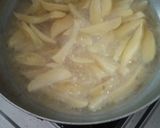 पोटैटो फ्रेंच फ्राइज़ (potato french fries recipe in Hindi) रेसिपी चरण 2 फोटो