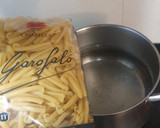 Foto del paso 1 de la receta: Casarecce con salsa de queso