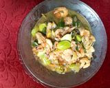 Foto langkah ke 4 dari resep Oseng Udang Pete Cabe Hijau.