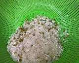 A picture of step 3 of Salmon Porridge.