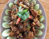 Hình bước làm 2 của món Sườn heo rim kiểu thái