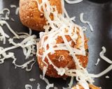 A picture of step 4 of Bran flour vada.