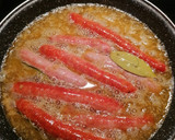 Foto del paso 5 de la receta: Salchichas frescas al vino blanco con patatas