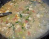 A picture of step 5 of Corn & Mix Vegetable Oats Soup.