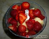 Φωτογραφία βήματος 1 της συνταγής Pink Smoothie με γιαούρτι