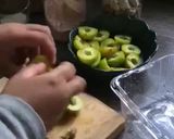 Gambar langkah 2 resipi Mini Plum Asam Boi.