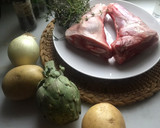 Foto del paso 1 de la receta: Cordero al calvados, con patatas, cebolla.....y aroma de tomillo