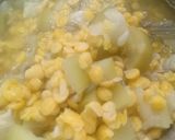 A picture of step 1 of Bottle gourd and split chickpeas curry.