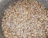 A picture of step 1 of White rice and beans with fish stew.