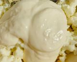 A picture of step 3 of Creamy Egg sandwiches.