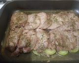Foto del paso 7 de la receta: Filetes de contramuslo de pavo con calabacín al horno