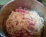 Foto del paso 3 de la receta: Spaguetis con bacon y atún