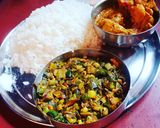 পেঁয়াজ শাক বেগুন দিয়ে ভাজা (Peyaj shak begun diye bhaja recipe in benagli) রেসিপির ধাপ 5 ছবি