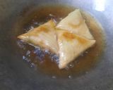 Foto langkah ke 7 dari resep Sambosa Ekonomis Isi Ayam Sayur.