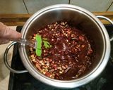 Φωτογραφία βήματος 4 της συνταγής Μπάρες (ή μπουκίτσες) καθαρής σοκολάτας, με φυστίκι Αιγίνης