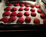 Φωτογραφία βήματος 5 της συνταγής Red velvet ♥️ μελομακάρονα!!