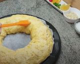 A picture of step 8 of Roscón de Reyes with Saffron.