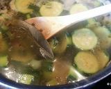 Une image de l'étape 2 de Velouté de courgettes.