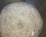 Hình bước làm 2 của món Miến xào cua
