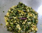A picture of step 4 of Sunsunia saag (aquatic plants)Fry.