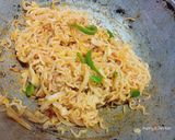 A picture of step 3 of Chowmein.