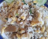 Foto langkah ke 3 dari resep Nasi Goreng Mentega.