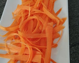 Foto del paso 2 de la receta: Ensalada de zanahoria y queso de cabra