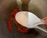 Foto langkah ke 6 dari resep Keripik Singkong Balado.