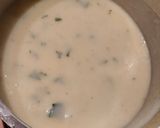 Burgonyakrém leves pirított kolbászchipssel, gyönggyel recept fázis 3 fotója